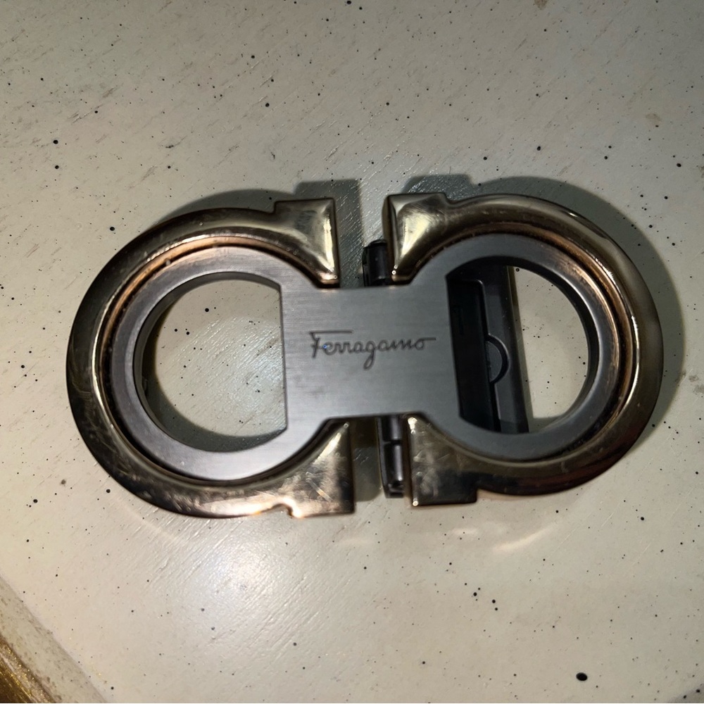 ferragamo mens belt buckle silver and gold
